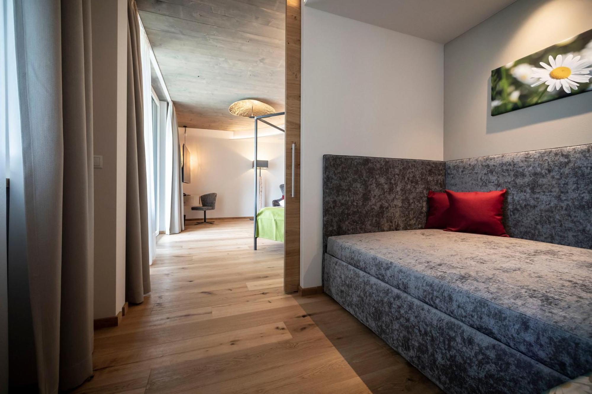 Hotel Pfeiss Lana Kültér fotó